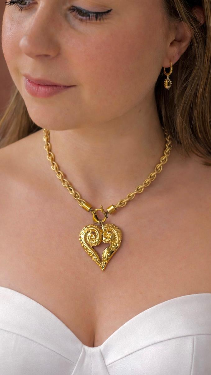 Collier Julia