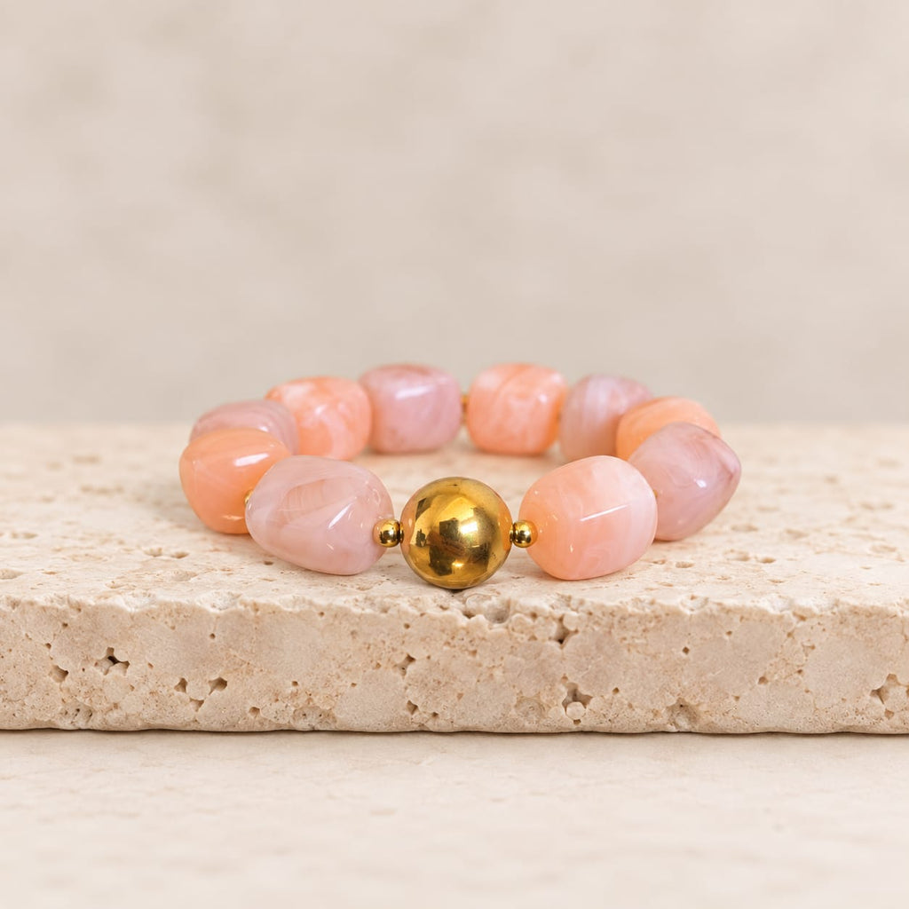 Bracelet élastique résine colorée et perle dorée