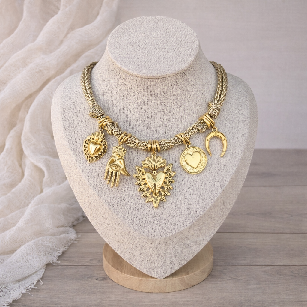 Collier Lou