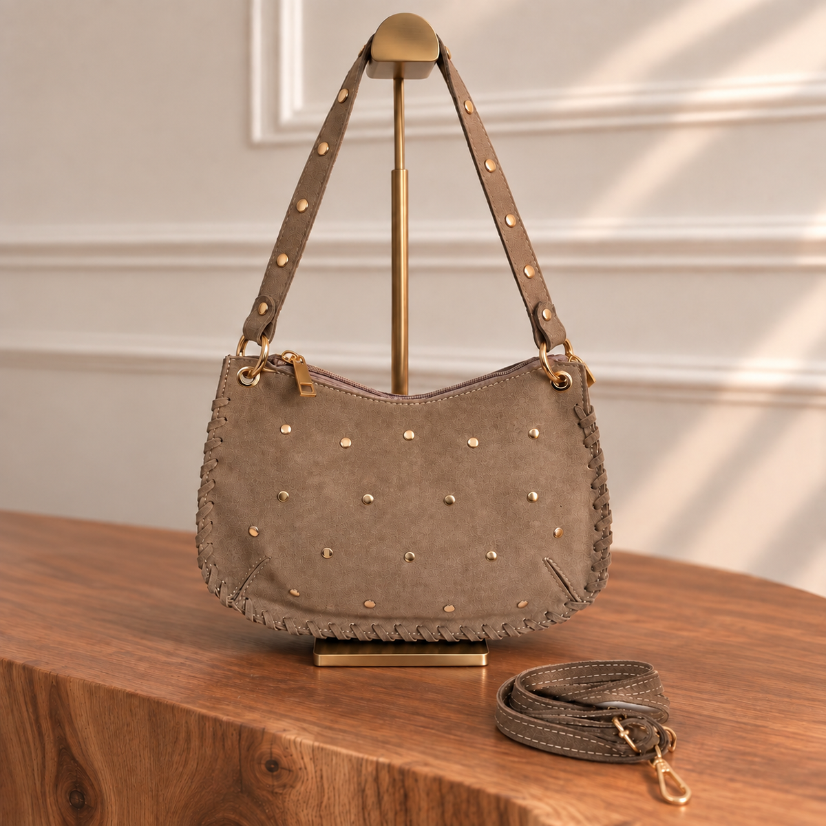 Sac à main en cuir taupe – Soleina
